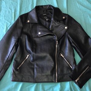Forever 21 black leather jacket